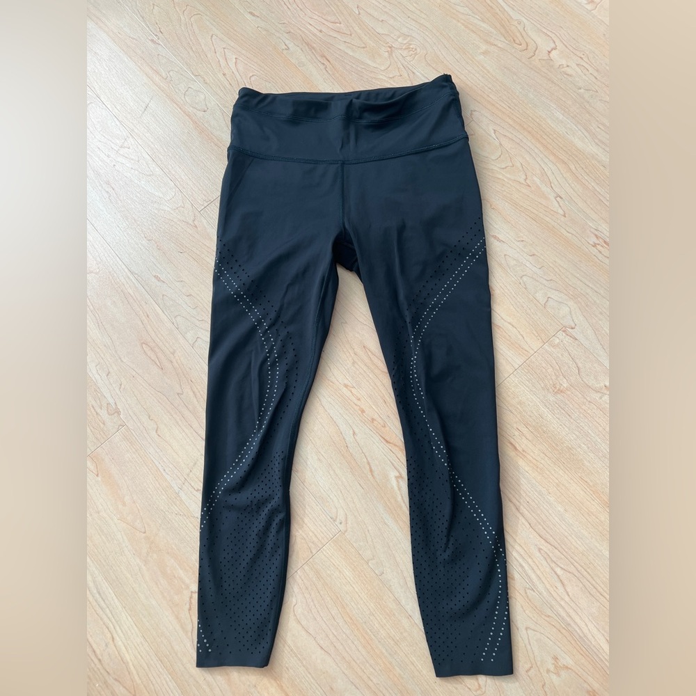 Athleta Accelerate Lasercut 7/8 Tights